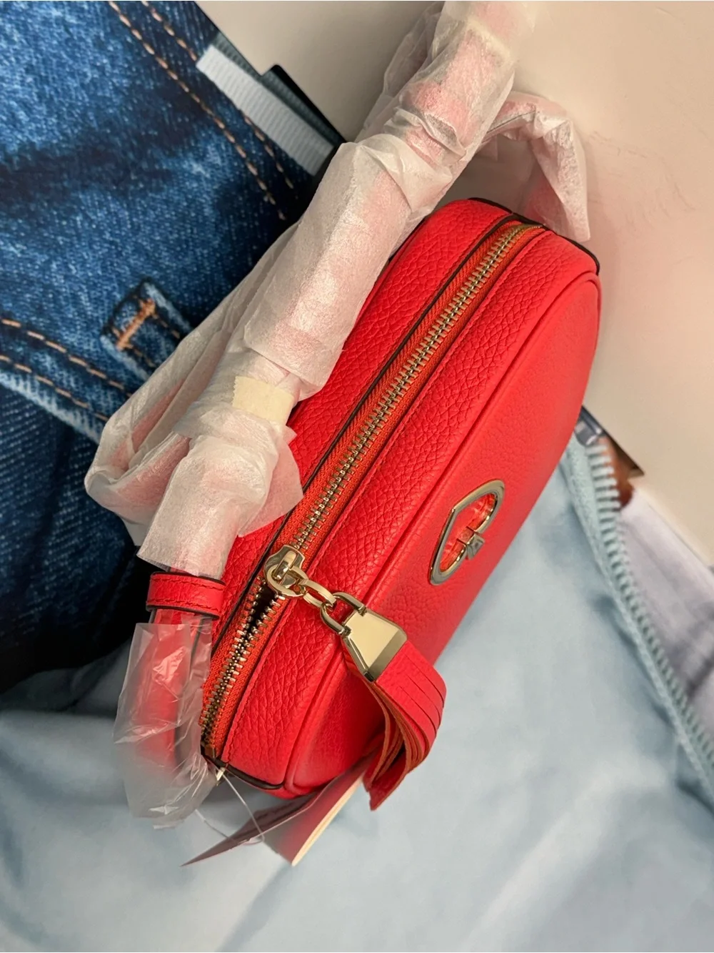 (new+tag) Kate Spade Red/Pink Pebbled Leather Crossbody Bag Adjustable Strap